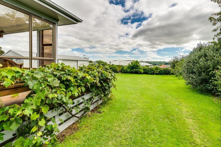 Photo of property in 180 Porangahau Road, Waipukurau, 4200