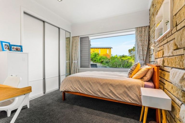 Photo of property in 1/6 Montrose Terrace, Mairangi Bay, Auckland, 0630