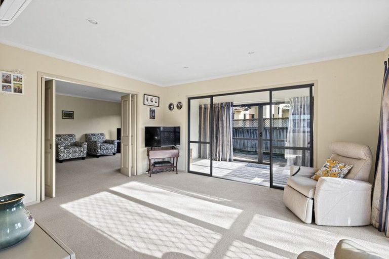 Photo of property in 20 Ursula Drive, Feilding, 4702