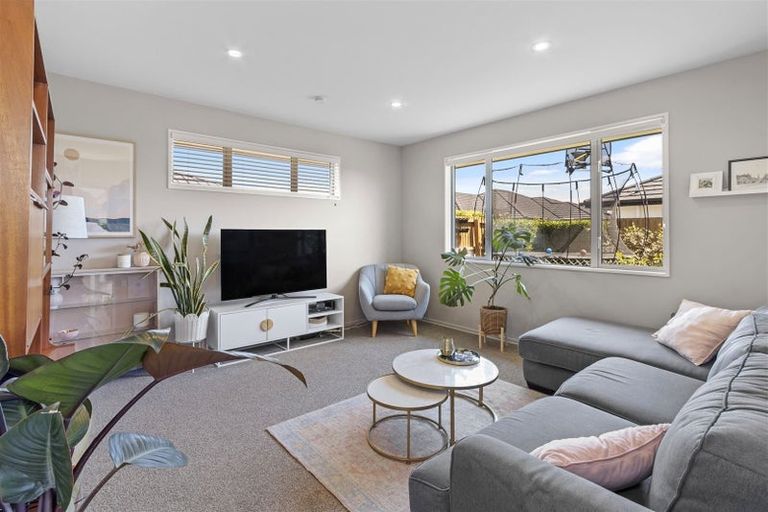 Photo of property in 24 Bamber Crescent, Halswell, Christchurch, 8025