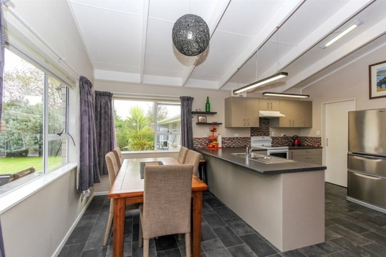 Photo of property in 1263 Egmont Road, Egmont Village, New Plymouth, 4372
