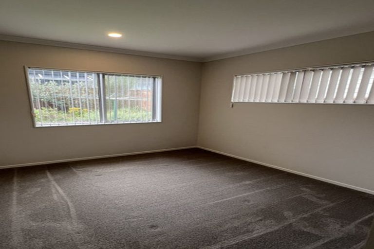Photo of property in 16 Hikuawa Road, Flat Bush, Auckland, 2019