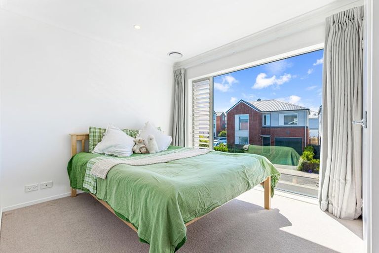 Photo of property in 7 Peihana Road, Hobsonville, Auckland, 0616