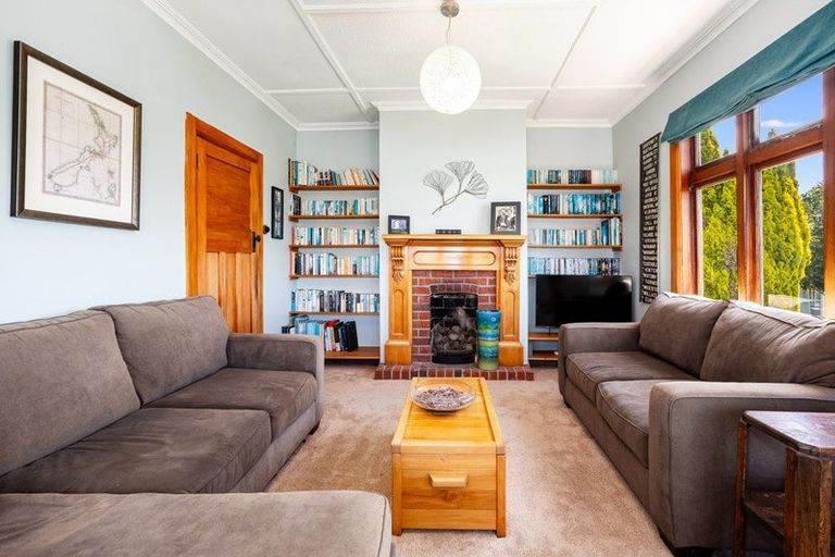 Photo of property in 56 View Road, Houghton Bay, Wellington, 6023