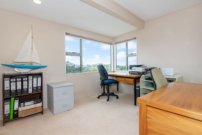 Photo of property in 2/16 Zion Road, Birkenhead, Auckland, 0626