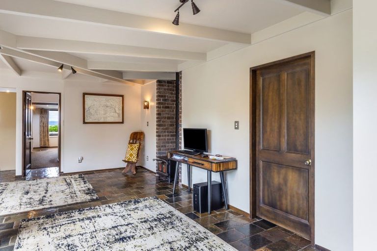 Photo of property in 15 Cameron Drive, Acacia Bay, Taupo, 3385