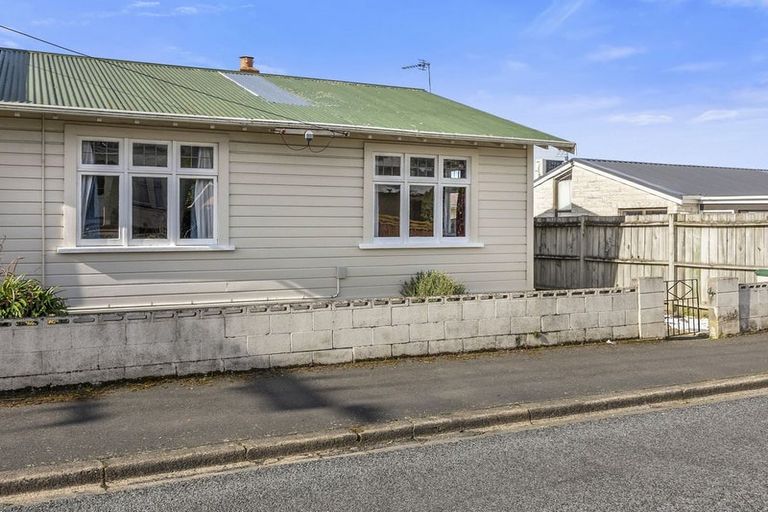 Photo of property in 11 Rutherford Street, Caversham, Dunedin, 9012