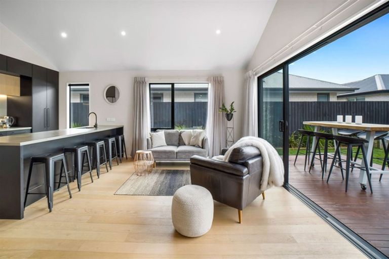 Photo of property in 6 David Buist Crescent, Halswell, Christchurch, 8025