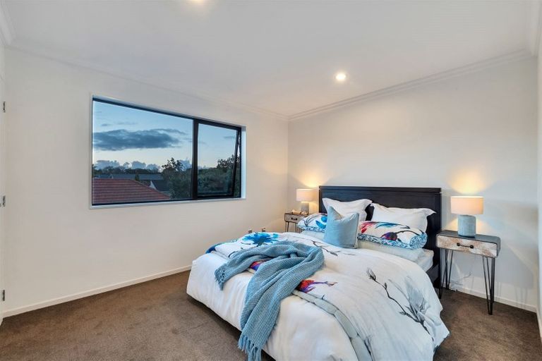 Photo of property in 128 Nile Road, Milford, Auckland, 0620