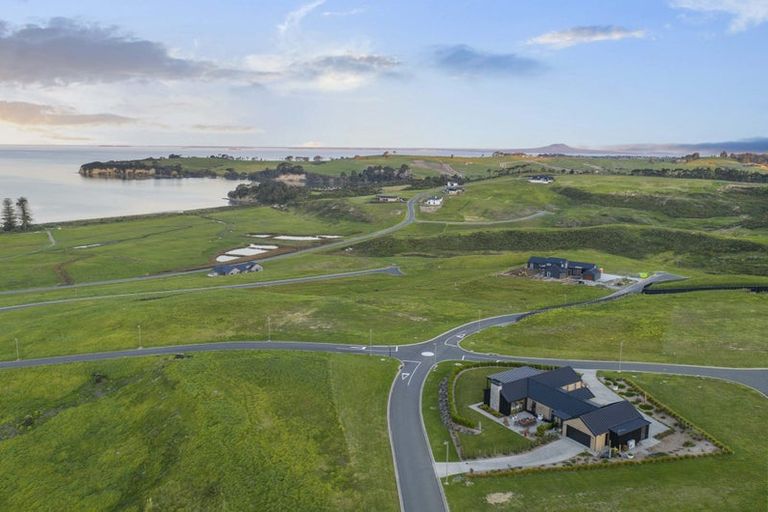 Photo of property in 5 Hurihuri Road, Okura Bush, Silverdale, 0794