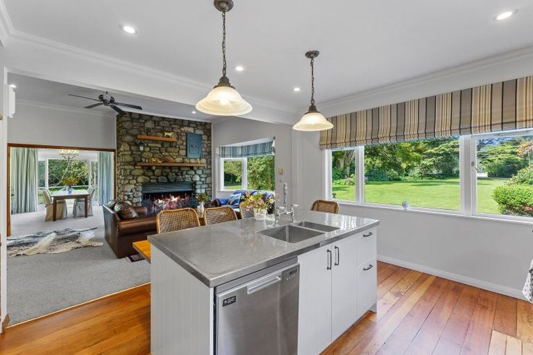 Photo of property in 58 Te Roto Road, Otaki, 5512