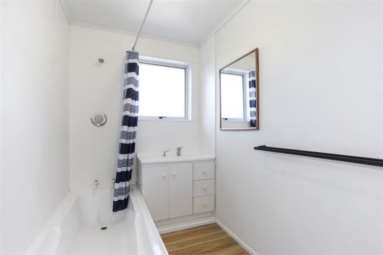 Photo of property in 7 Inverell Place, North New Brighton, Christchurch, 8083