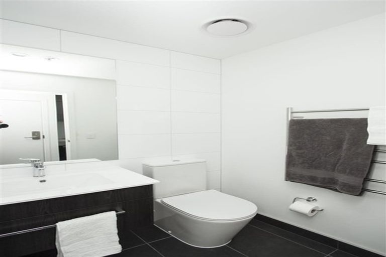 Photo of property in 1005/8 Lakewood Court, Manukau, Auckland, 2104