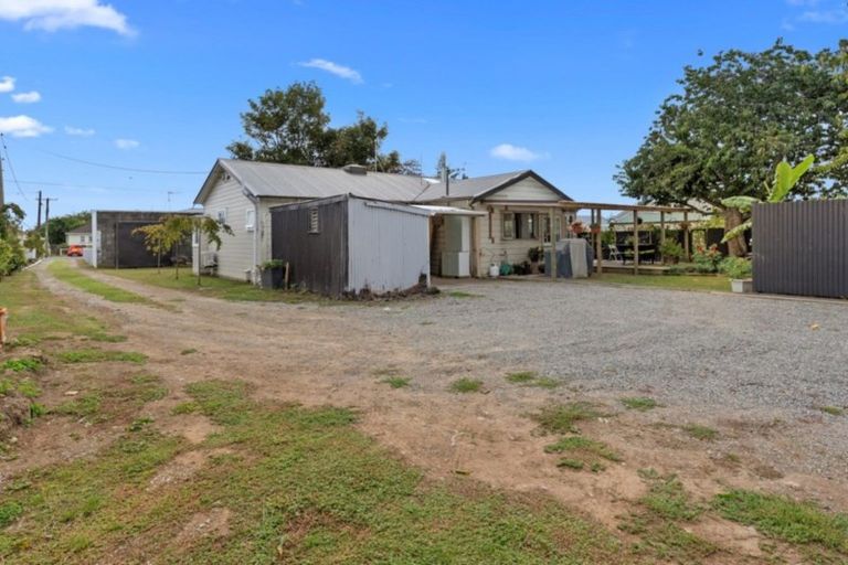 Photo of property in 42a Winchester Street, Levin, 5510