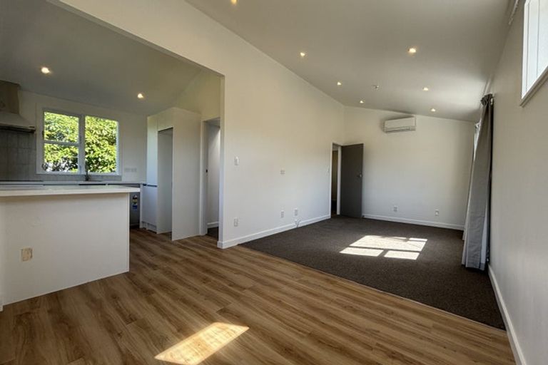 Photo of property in 18 Muri Road, Pukerua Bay, 5026