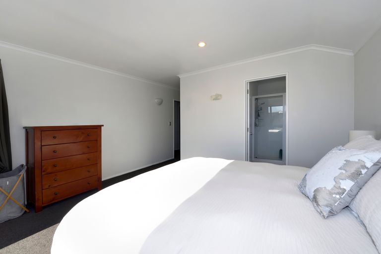 Photo of property in 35 Covent Drive, Stoke, Nelson, 7011