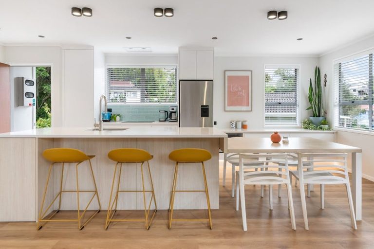 Photo of property in 50 Powrie Street, Glenfield, Auckland, 0629