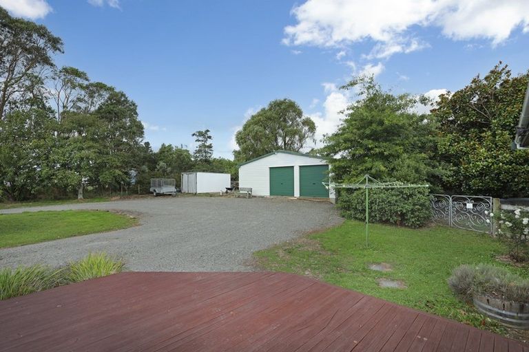 Photo of property in 450 Fitzherbert Road East, Aokautere, Palmerston North, 4471
