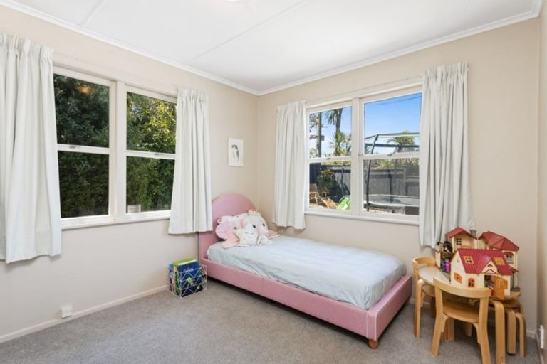 Photo of property in 1/27 Richards Avenue, Forrest Hill, Auckland, 0620