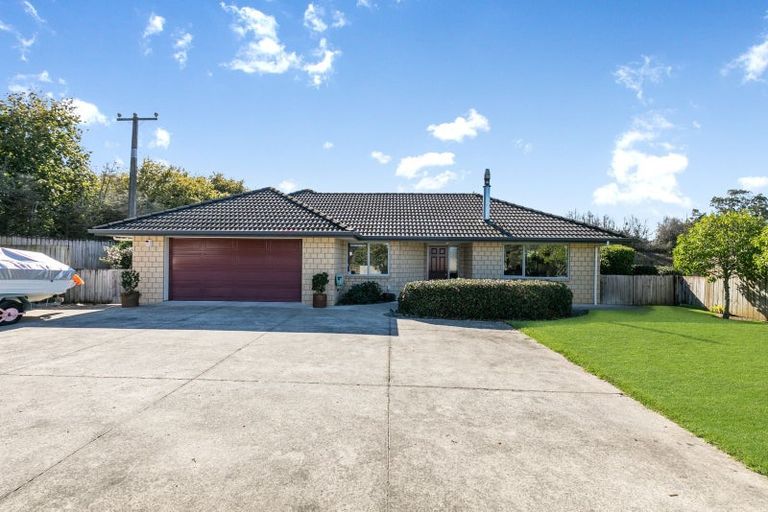 Photo of property in 600 Great South Road, Rosehill, Papakura, 2113