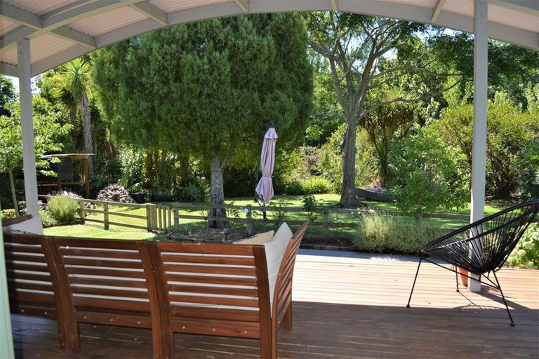 Photo of property in 381 Kapanga Road, Coromandel, 3506