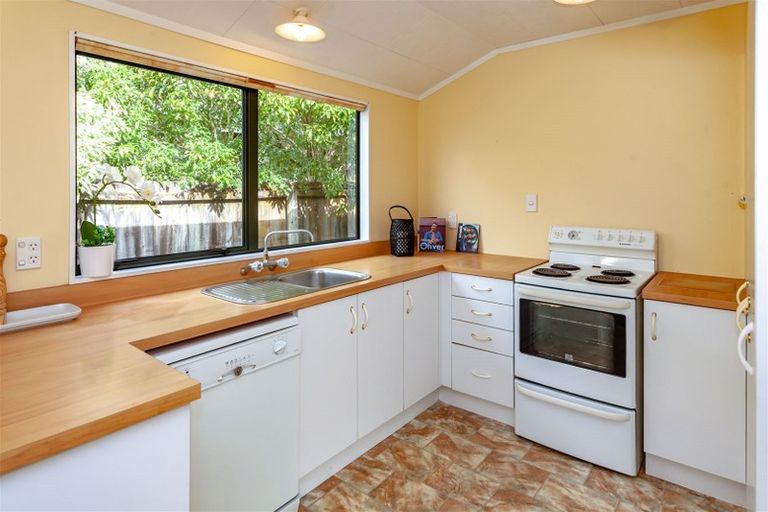 Photo of property in 11 Mayfair Close, Whitianga, 3510