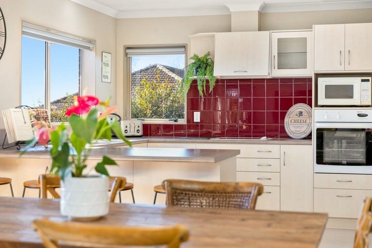 Photo of property in 10 Verona Way, Judea, Tauranga, 3110