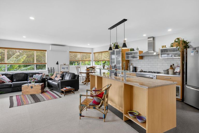 Photo of property in 1893 Paparoa Valley Road, Paparoa, 0571