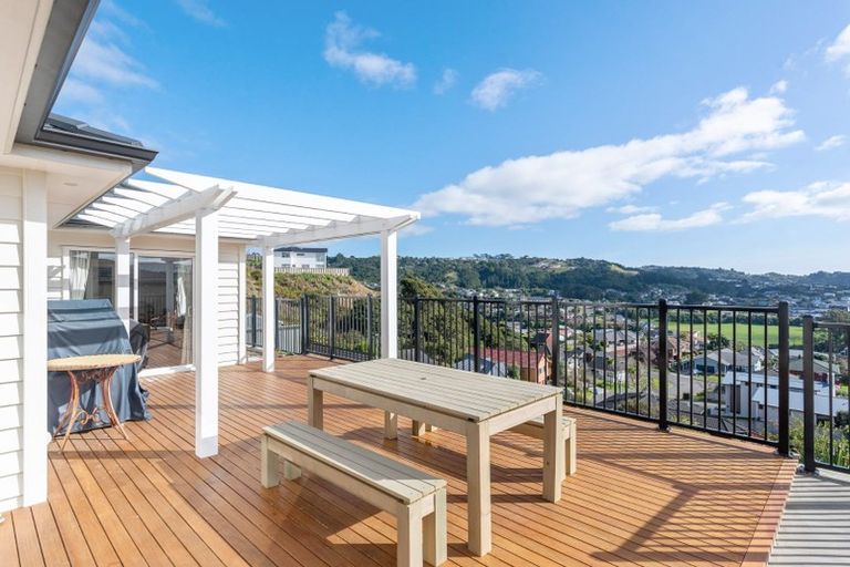 Photo of property in 158 Navigation Drive, Whitby, Porirua, 5024