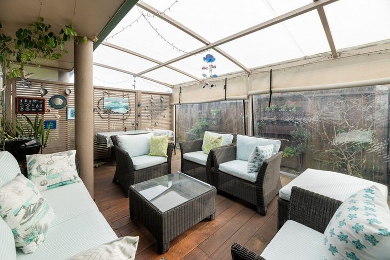 Photo of property in 15 Santorini Key, Papamoa Beach, Papamoa, 3118