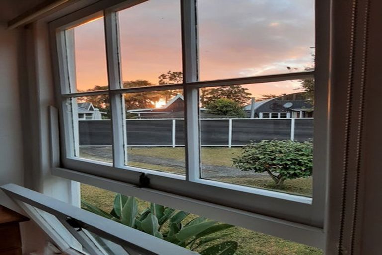 Photo of property in 15b Pearson Street, Mangawhai, 0505