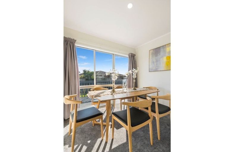 Photo of property in 1/48 Trimdon Street, Randwick Park, Auckland, 2105