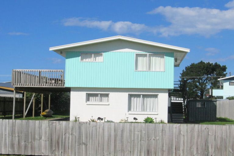 Photo of property in 218 Hauturu Street, Whangamata, 3620