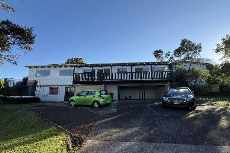 Photo of property in 19 Landop Terrace, Howick, Auckland, 2014