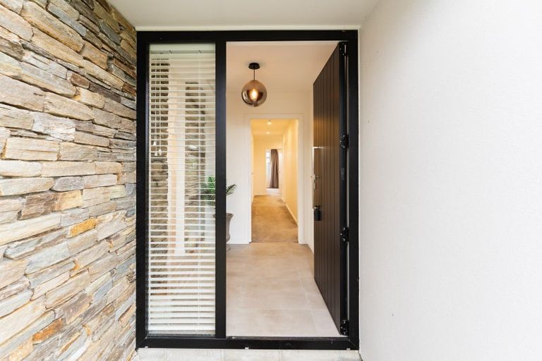 Photo of property in 18 Caledonia Drive, Mosgiel, 9024