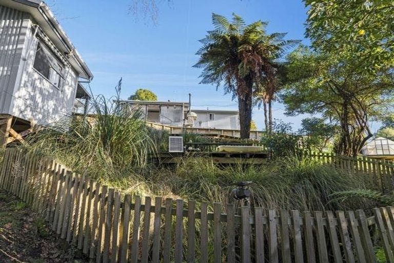 Photo of property in 79 Alison Street, Mangakakahi, Rotorua, 3015