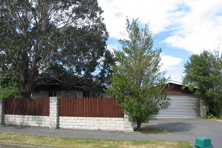 Photo of property in 3 Daytona Place, Parklands, Christchurch, 8083
