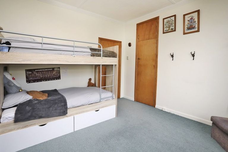 Photo of property in 21 Renfrew Street, Waikiwi, Invercargill, 9810