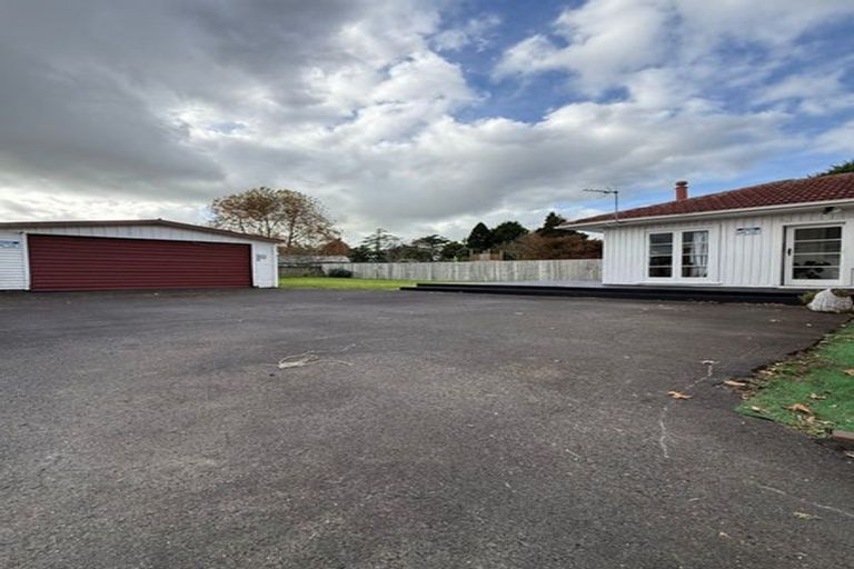 Photo of property in 12 Willis Road, Papakura, 2110