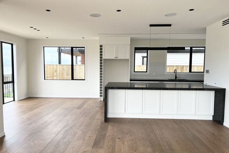 Photo of property in 3 Turbine Way, Hobsonville, Auckland, 0616