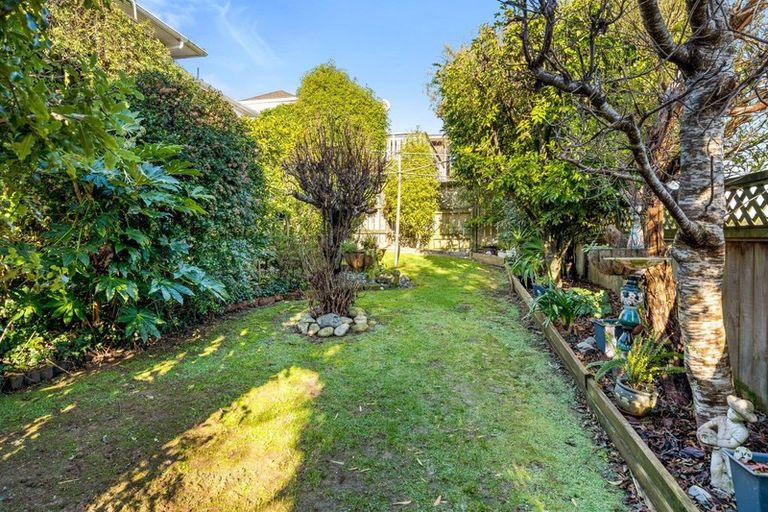 Photo of property in 1/21 Roband Crescent, Brown Owl, Upper Hutt, 5018