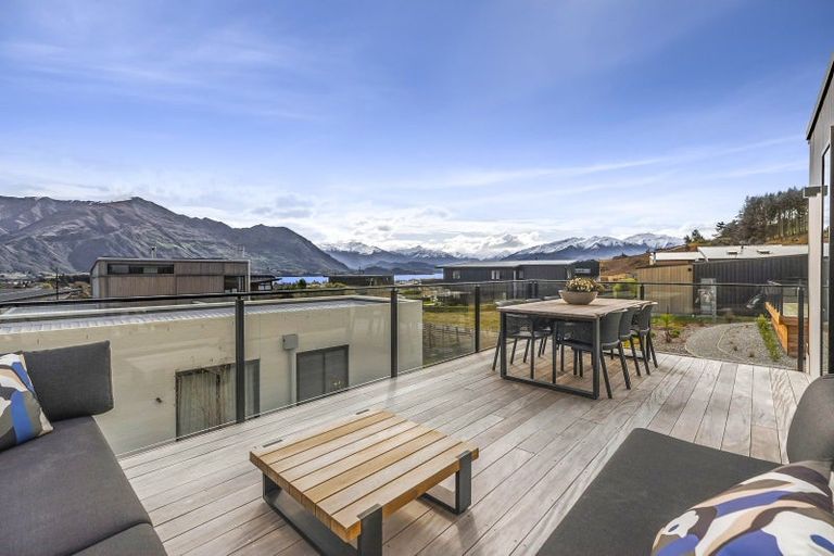 Photo of property in 9 Mills Road, Wanaka, 9305