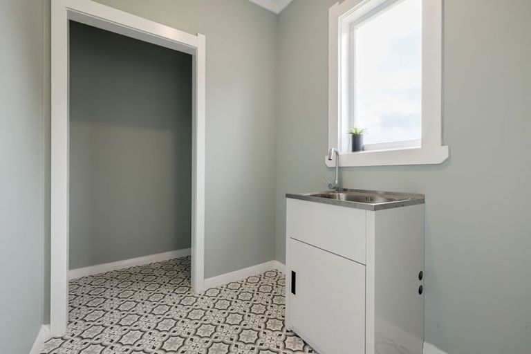 Photo of property in 17 Hinau Street, Maeroa, Hamilton, 3200