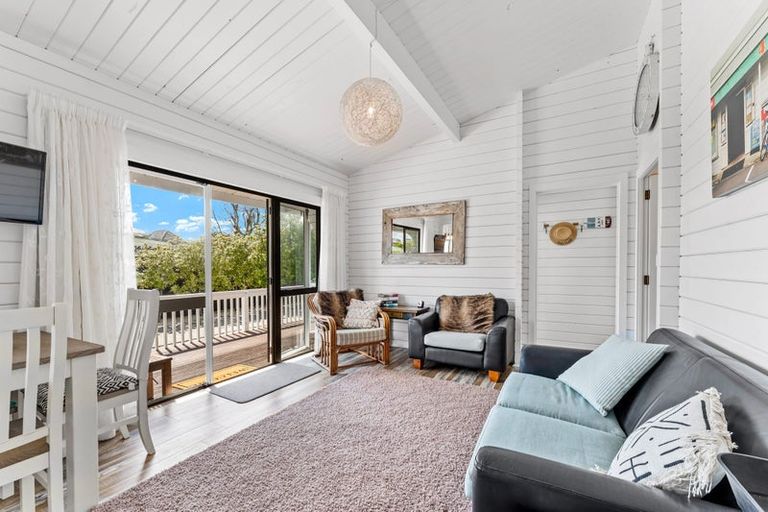 Photo of property in 105 Ladies Mile, Manly, Whangaparaoa, 0930