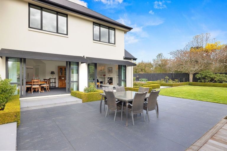 Photo of property in 51 Lewisham Park, St Albans, Christchurch, 8052