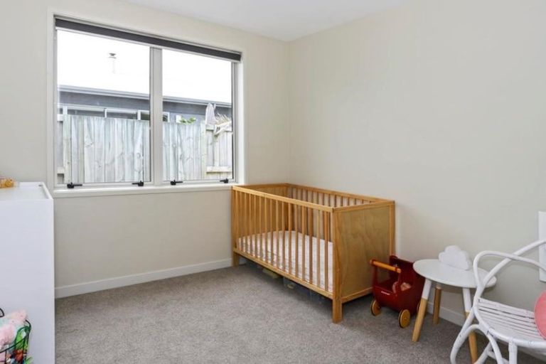 Photo of property in 5 Butterworth Crescent, Papamoa Beach, Papamoa, 3118