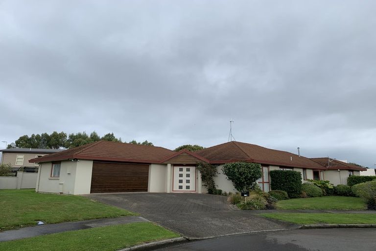 Photo of property in 14 Kilkenny Place, Fitzherbert, Palmerston North, 4410