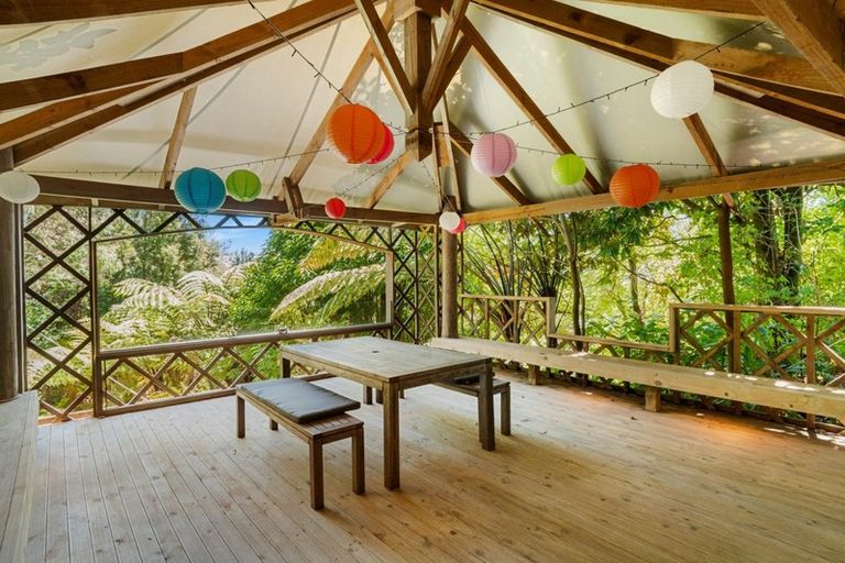 Photo of property in 636 Kaitemako Road, Welcome Bay, Tauranga, 3175