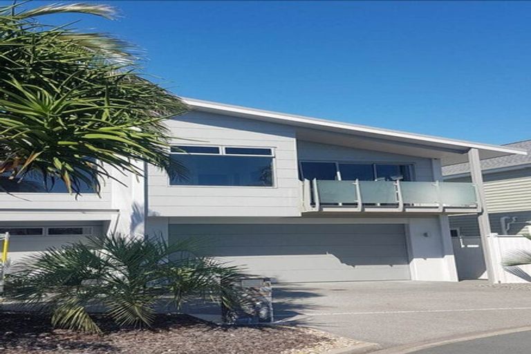 Photo of property in 26 Rue D' Amarres, Gulf Harbour, Whangaparaoa, 0930