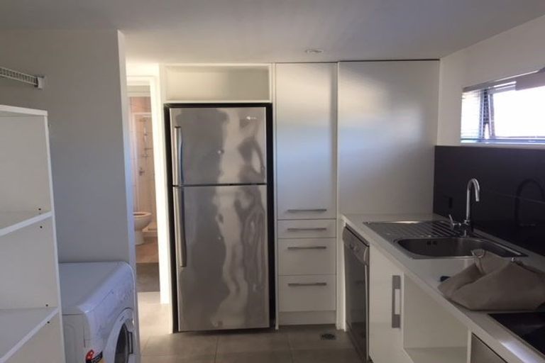 Photo of property in 43 Grafton Street, Waltham, Christchurch, 8011